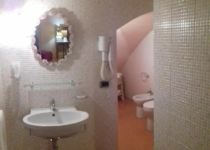 Il Girasole بيت ضيافة غافي